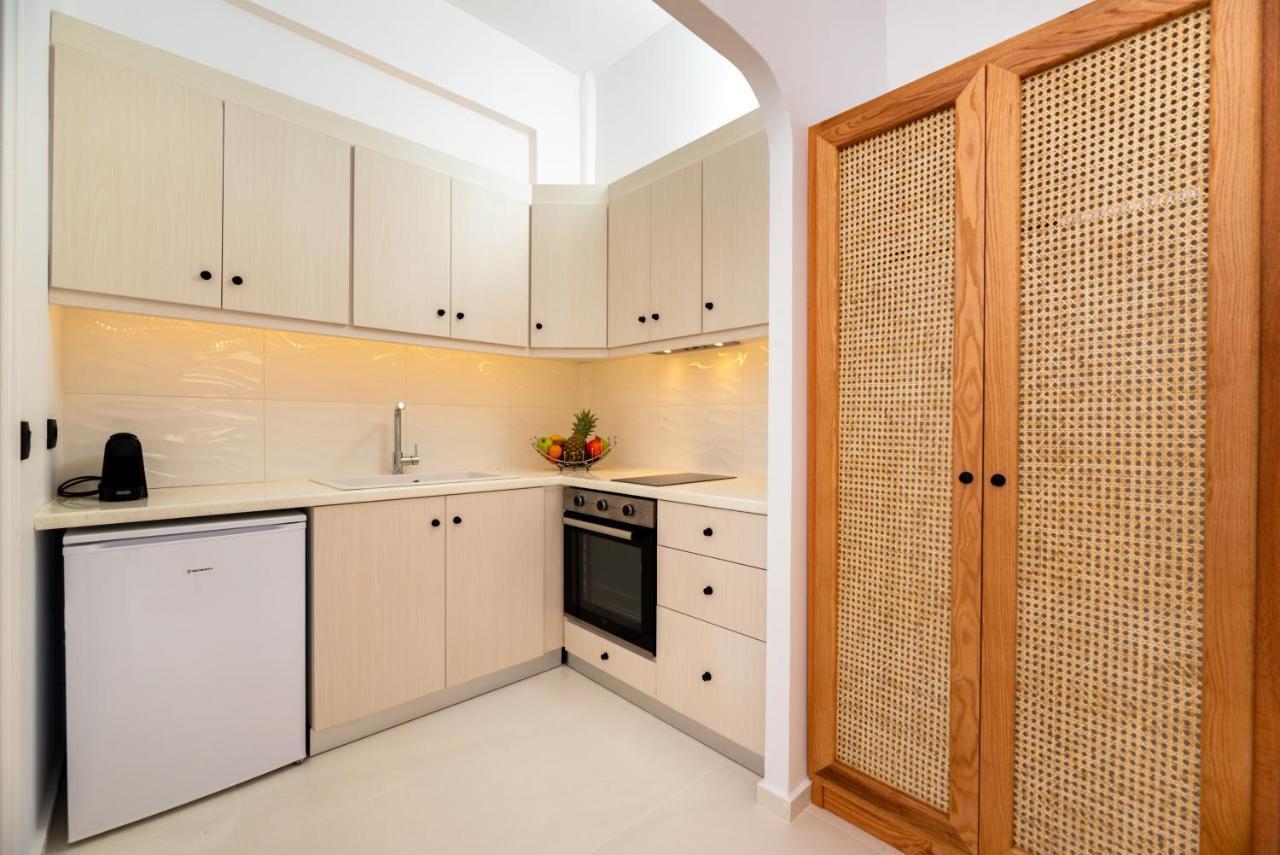 Gervi Suites Fira  Bagian luar foto