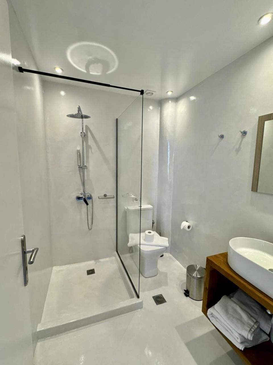 Gervi Suites Fira  Bagian luar foto