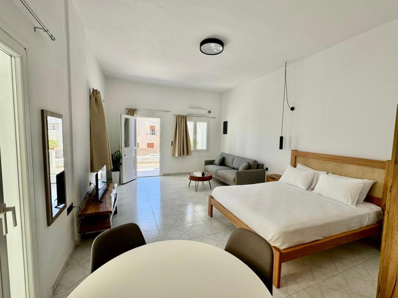 Gervi Suites Fira  Bagian luar foto