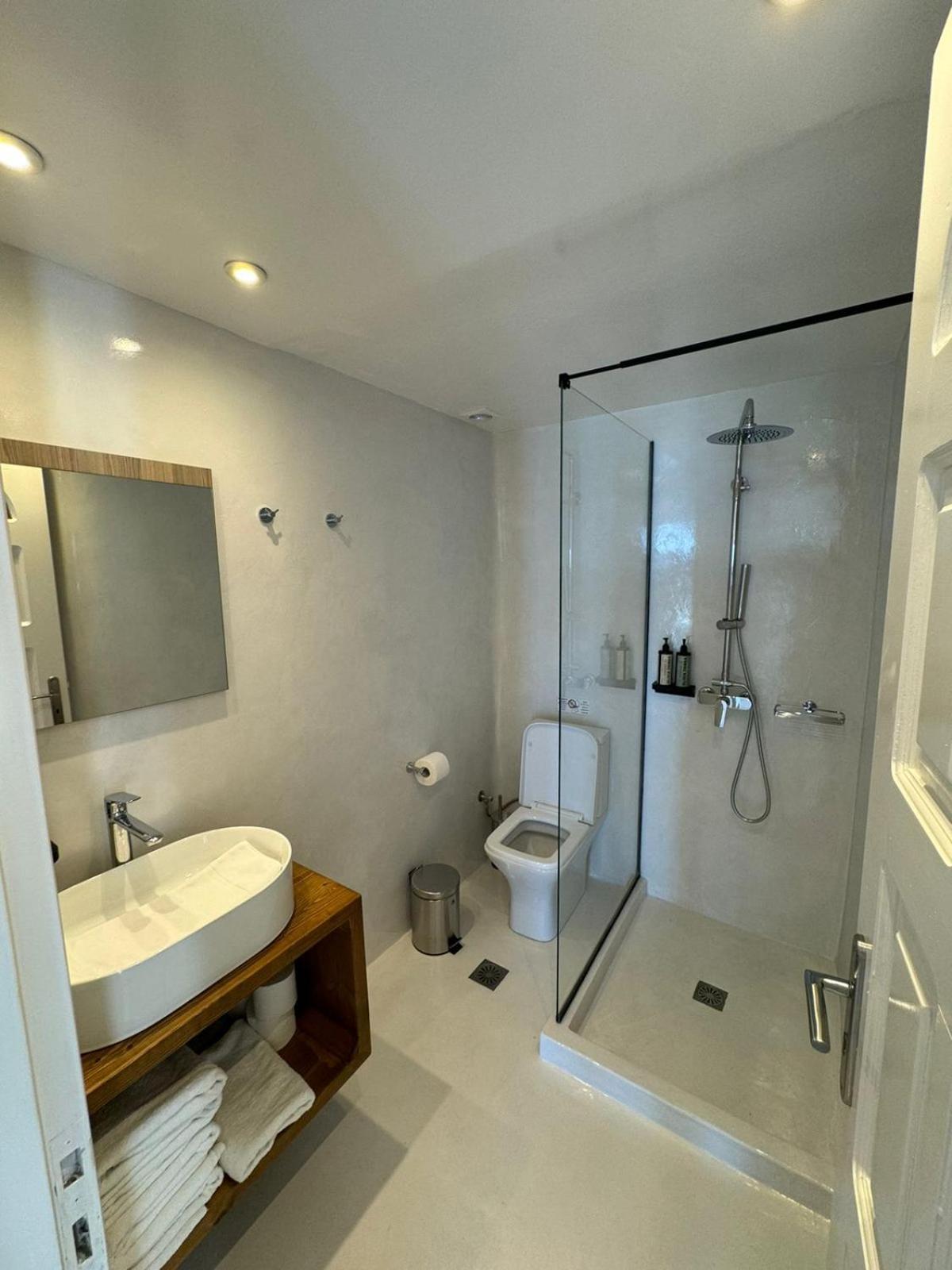 Gervi Suites Fira  Bagian luar foto