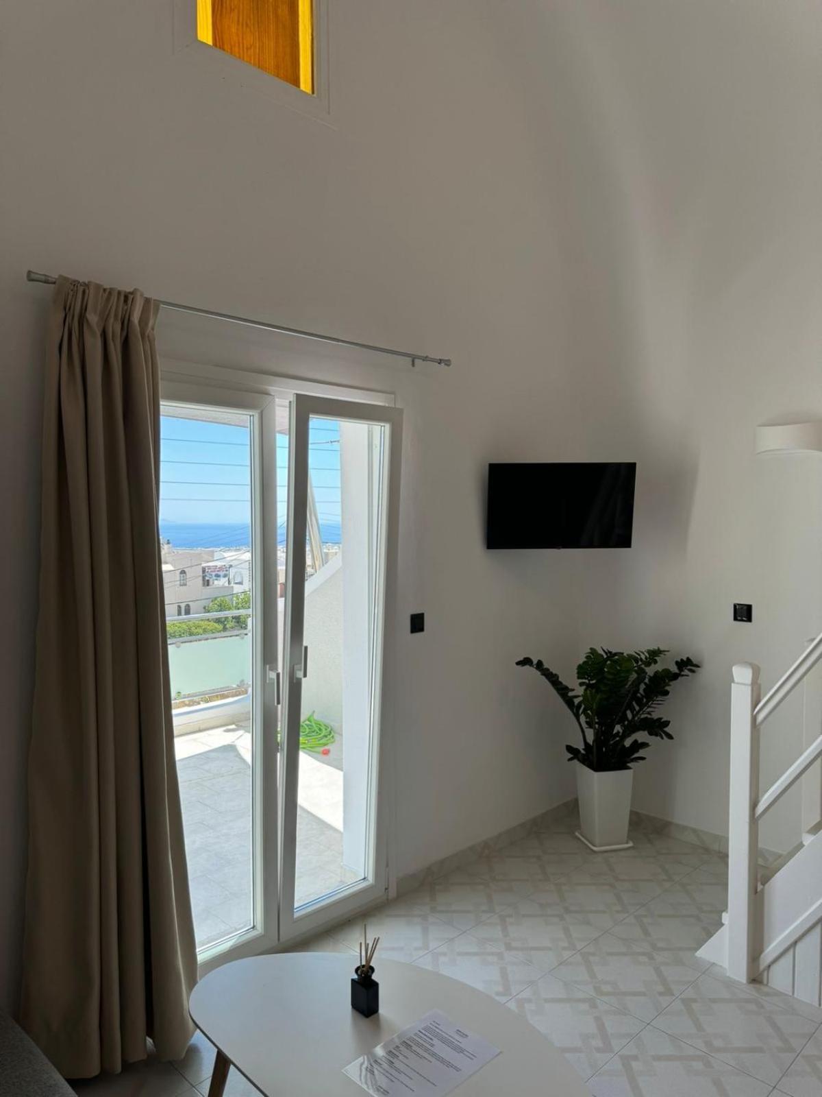 Gervi Suites Fira  Bagian luar foto