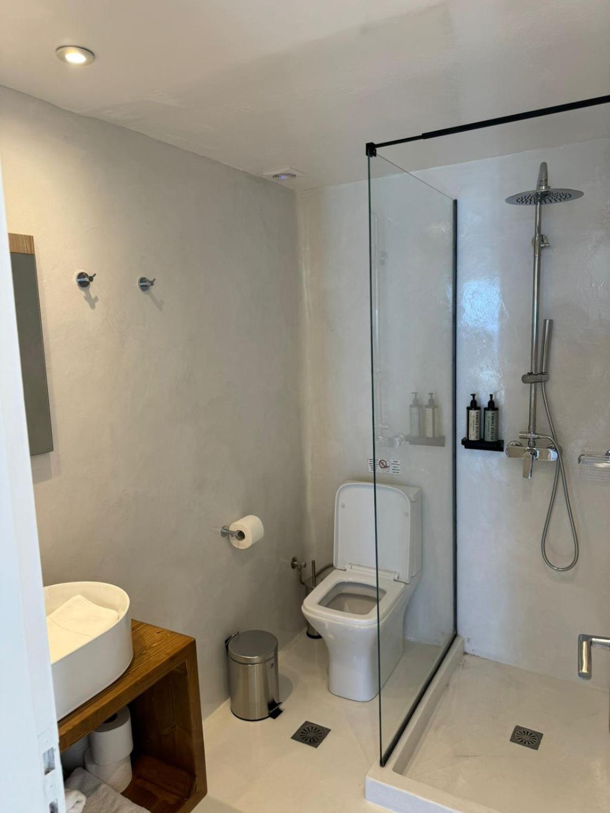 Gervi Suites Fira  Bagian luar foto