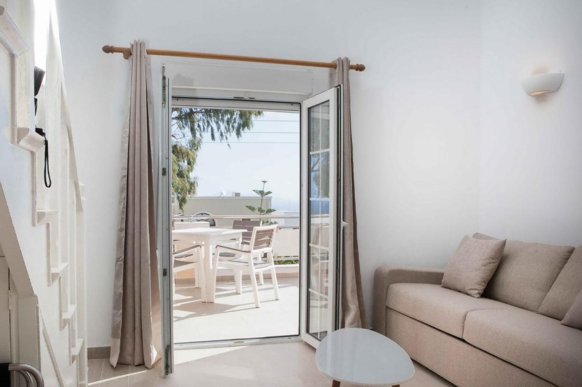 Gervi Suites Fira  Bagian luar foto