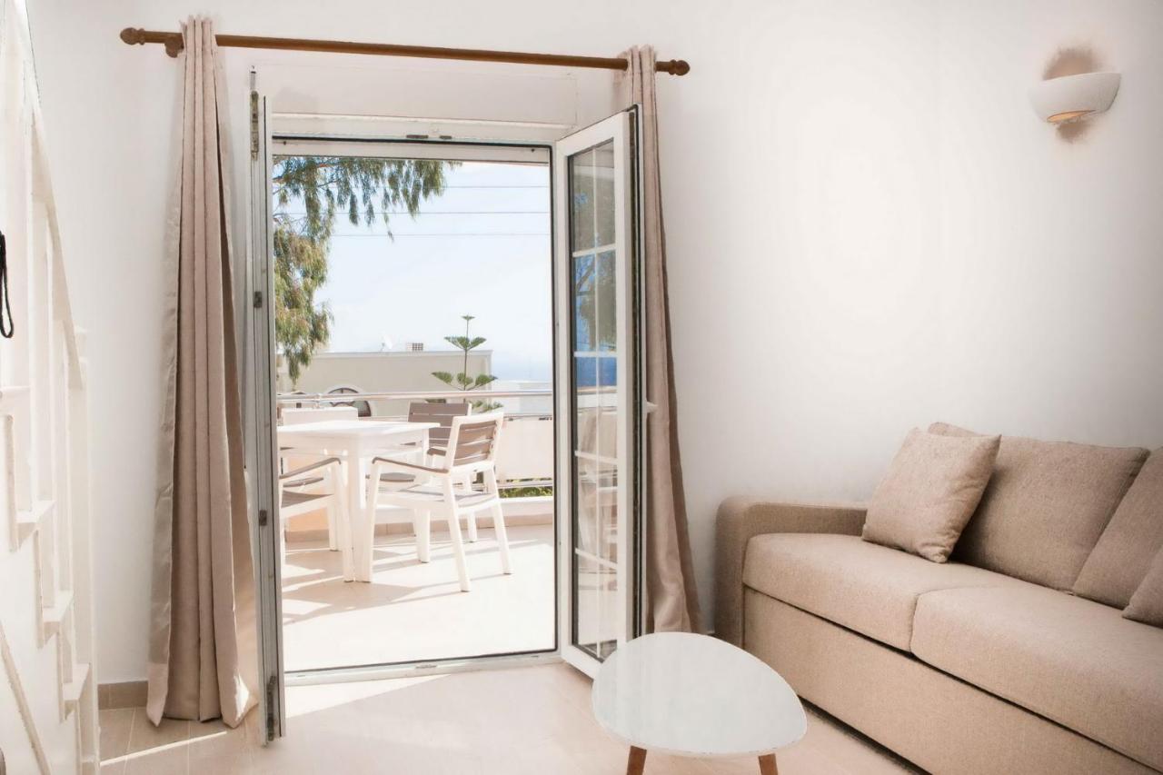 Gervi Suites Fira  Bagian luar foto